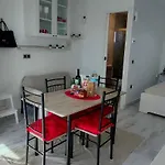 아파트 Red *